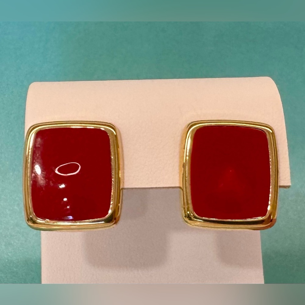 MONET Cherry Red Enamel Square Earrings ❤️ Gold Tone Classic 1980s Style - Picture 2 of 5